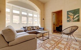 Exclusive Valletta Apartment With Historic Charm